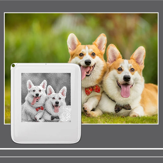 NFC-Enabled Memory Keyring with 1.54-Inch Tri-Color E-Ink Display & Wireless Image Transmission